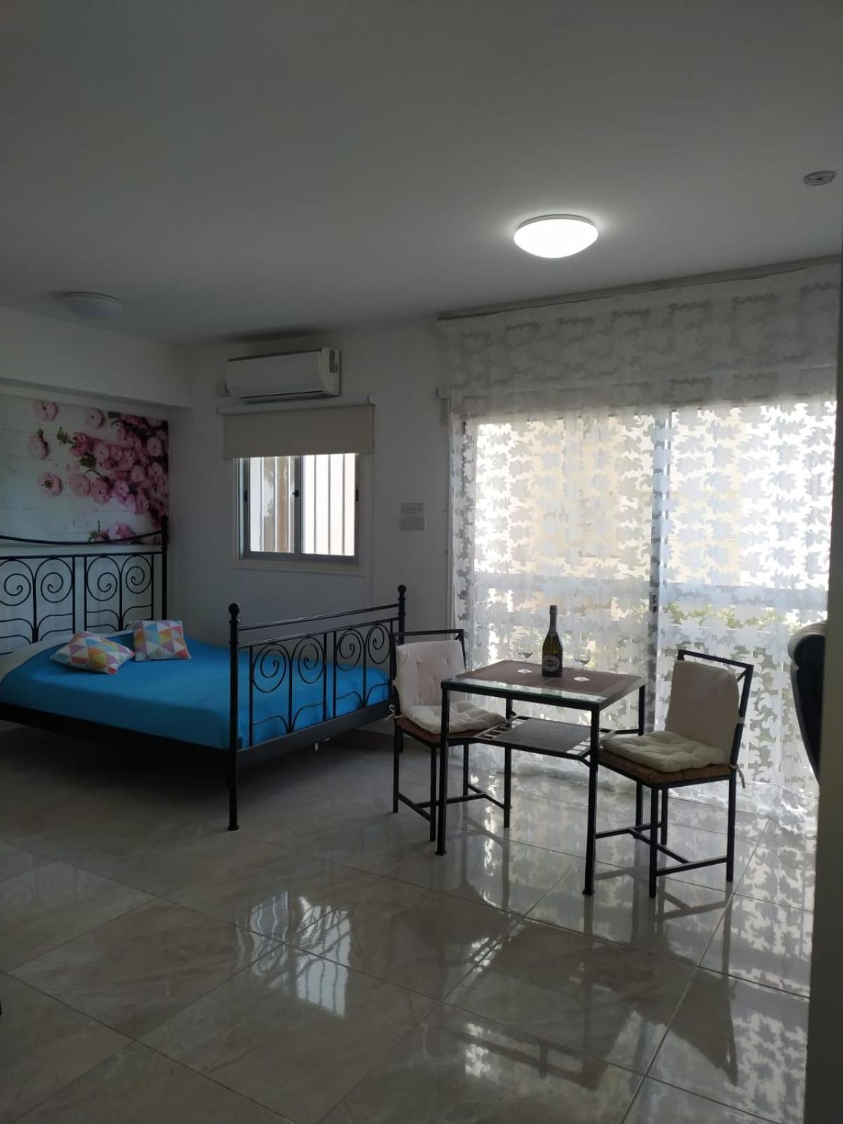Stelia'S Seagate Studio Apt. Larnaca Exteriör bild